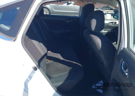 2018 Nissan Sentra S из США, поврежденный, VIN 3N1AB7AP8JY246405